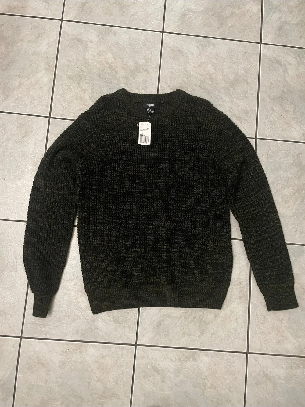 Crewneck Knit Sweater in Dark Olive Blend size medium NWT